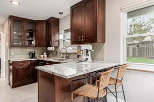 3166 S Dorchester Rd, Columbus, OH 43221 - Photo 11