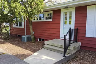 1115 E Wyandot Ave, Upper Sandusky, OH 43351 - Photo 5