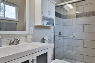 184 Melbourne Pl, Worthington, OH 43085 - Photo 25