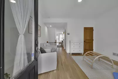 46 E Russell Street, Columbus, OH 43215 - Photo 7