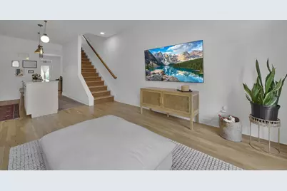 46 E Russell Street, Columbus, OH 43215 - Photo 13