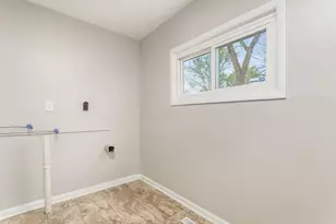 2150 Sagamore Rd, Columbus, OH 43219 - Photo 17