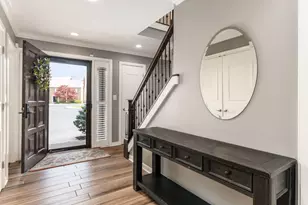 8758 Dunsinane Dr, Dublin, OH 43017 - Photo 5