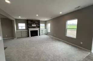 327 Kendall St, Bellefontaine, OH 43311 - Photo 13