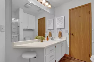 2560 Trotterslane Dr, Columbus, OH 43235 - Photo 17