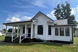 343 W South St, Jackson, OH 45640 - Photo 3