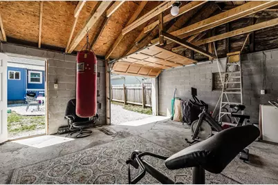 2058 Briarwood Avenue, Columbus, OH 43211 - Photo 35