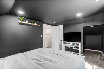 2058 Briarwood Avenue, Columbus, OH 43211 - Photo 19