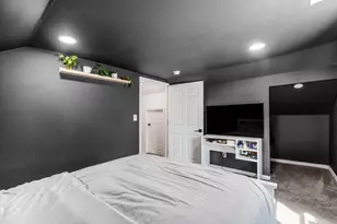 2058 Briarwood Ave, Columbus, OH 43211 - Photo 19