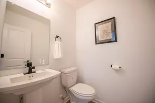 428 Oakland Hills Loop, Commercial Point, OH 43116 - Photo 19