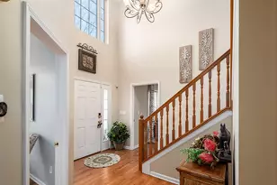203 Wagon Trail S, Powell, OH 43065 - Photo 7