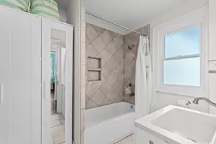 797 Gladden Rd, Grandview Heights, OH 43212 - Photo 13