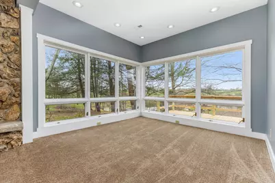 3388 Meadow Road, Cambridge, OH 43725 - Photo 17