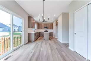 345 Canterbury Rd, Commercial Point, OH 43116 - Photo 9