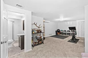 855 Clubview Blvd S, Columbus, OH 43235 - Photo 29