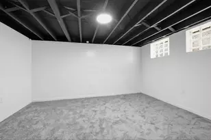 2339 Linden Ave, Columbus, OH 43211 - Photo 21