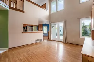 3851 Equestrian Ct, Columbus, OH 43221 - Photo 3