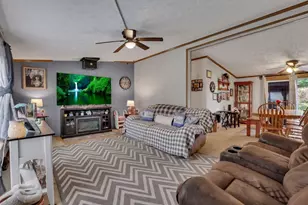 8405 Friendship Dr, New Concord, OH 43762 - Photo 11