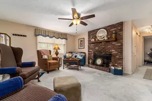 708 Cherry Hollow Rd, Columbus, OH 43228 - Photo 5