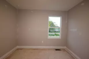 842 Hilton Dr, Reynoldsburg, OH 43068 - Photo 11