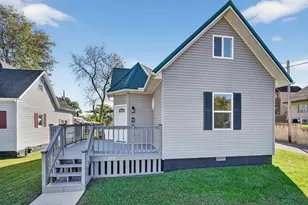 215 W South St, Jackson, OH 45640 - Photo 5