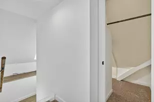 215 W South St, Jackson, OH 45640 - Photo 29