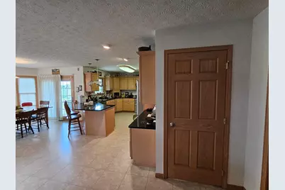 1123 Hillcrest Drive, Bucyrus, OH 44820 - Photo 9