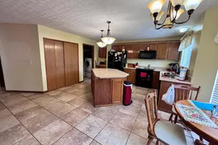 165 Wyckshire Dr, Pataskala, OH 43062 - Photo 7
