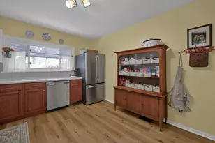 220 Barnes Ave, Circleville, OH 43113 - Photo 11