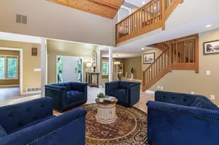 630 Woods Hollow Ln, Powell, OH 43065 - Photo 7
