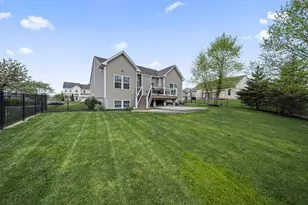 2010 Sugar Mill Dr, Pataskala, OH 43062 - Photo 3