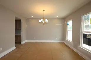 8725 Martin Ln, Plain City, OH 43064 - Photo 7