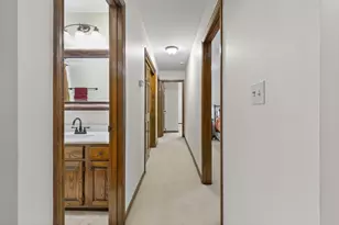 6696 Maplebrook Ln, Columbus, OH 43235 - Photo 25