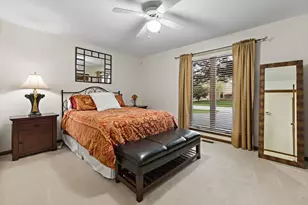6696 Maplebrook Ln, Columbus, OH 43235 - Photo 37