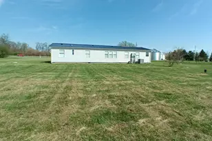 4200 Camp Grove Rd SE, Washington Court House, OH 43160 - Photo 13