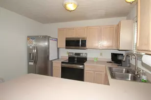 3399 Mautino Dr, Columbus, OH 43231 - Photo 7