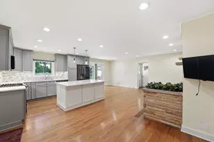 2290 Middlesex Rd, Columbus, OH 43220 - Photo 5
