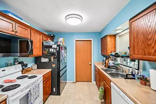 225 N Jefferson Ave, Urbana, OH 43078 - Photo 9