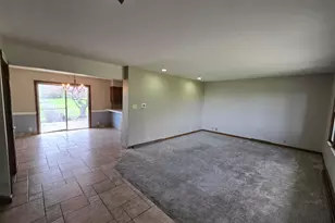 2000 Shady Ln, Zanesville, OH 43701 - Photo 9