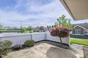 697 Hampton Woods Dr, Marion, OH 43302 - Photo 3