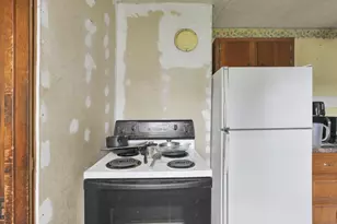 437 Warwick Ave, Zanesville, OH 43701 - Photo 11
