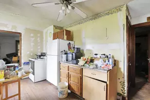 437 Warwick Ave, Zanesville, OH 43701 - Photo 5