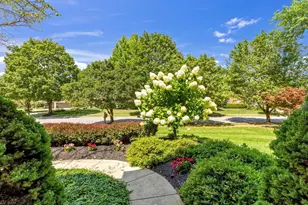 659 Crossing Creek S, Columbus, OH 43230 - Photo 7