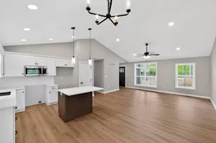 532 Floral Valley W, Howard, OH 43028 - Photo 13