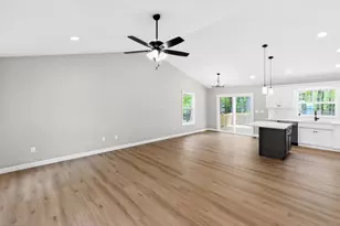 532 Floral Valley W, Howard, OH 43028 - Photo 3