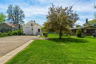 1356 E 18th Ave, Columbus, OH 43211 - Photo 5