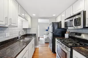 2565 Olde Hill Ct S, Columbus, OH 43221 - Photo 17
