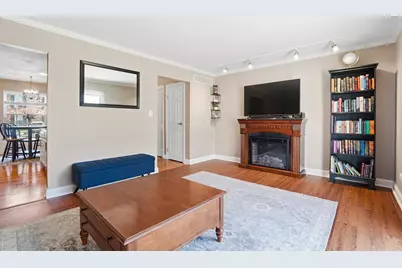 2565 Olde Hill Court S #B, Columbus, OH 43221 - Photo 11