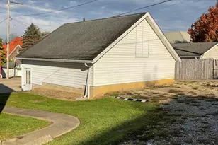 320 Winter St, Crooksville, OH 43731 - Photo 9