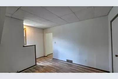 1222B Blaine Avenue, Cambridge, OH 43725 - Photo 13